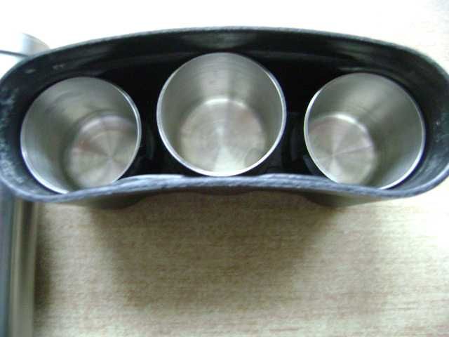 Starocie z PRL - Piersiówka angielska duża 7 OZ. + 3 kieliszki mini