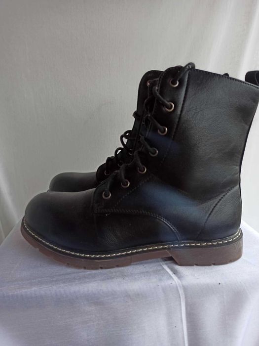 BOTKI nooowe  czarne sztyblety damskie  rozmiar 38