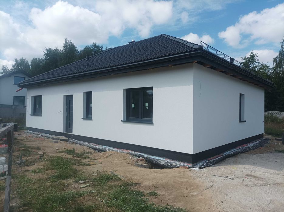 Elewacje, docieplenia budynków, remonty.