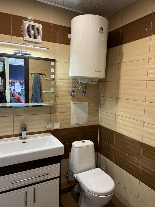 Продам 2к квартиру Ремонт Бородинський