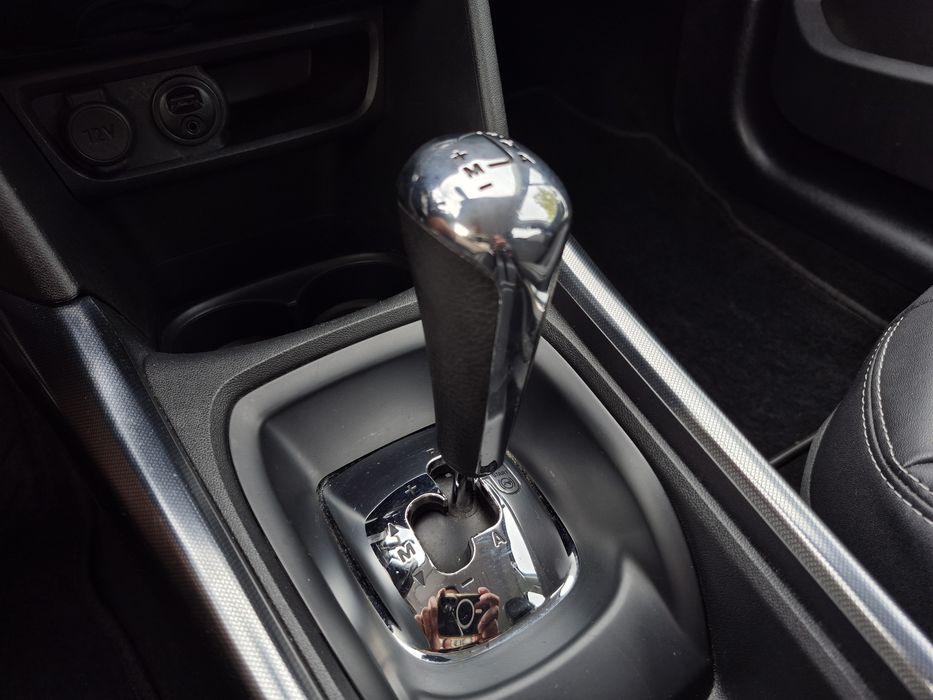 Peugeot 2008 1.6HDI - AUTOMÁTICO | GARANTIA | ALLURE