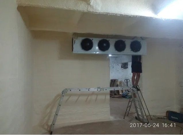 Морозильна камера універсальна; холодильна установка  +10-10С