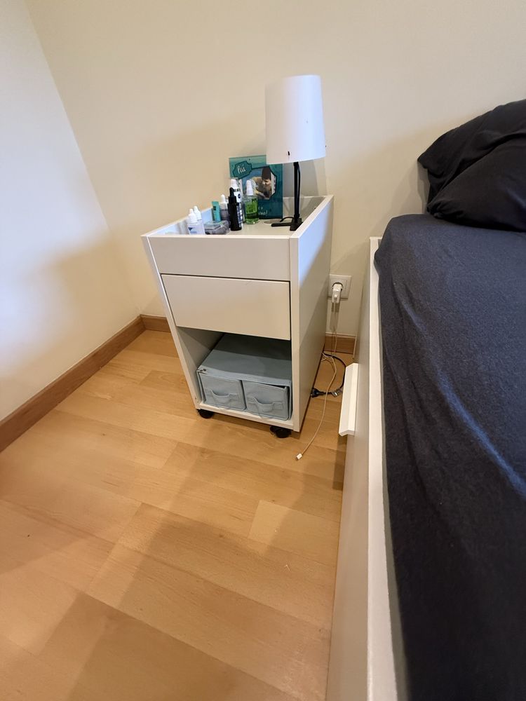 Cama e colchao super novos