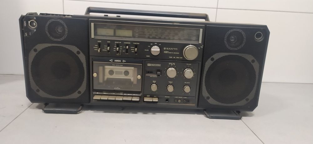 Sanyo M9998 Lu  radio retro Vintage Okazja