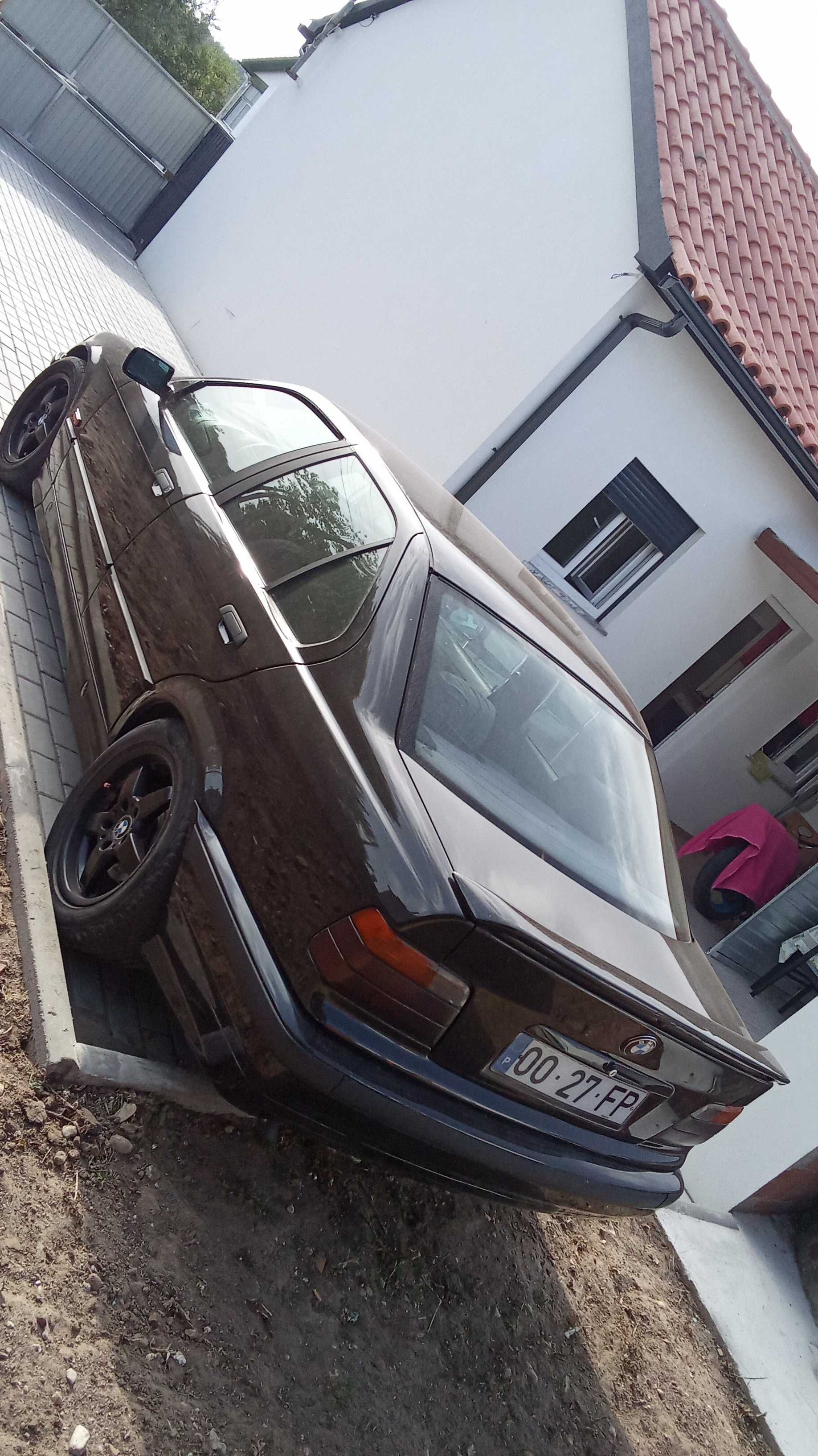 BMW E36 318 TDS.