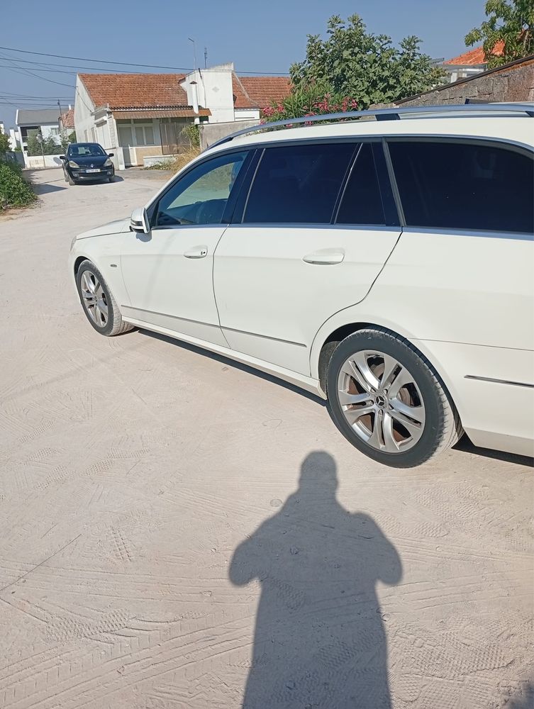 Mercedes e220 do ano 2011