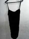 Vestido preto curto
