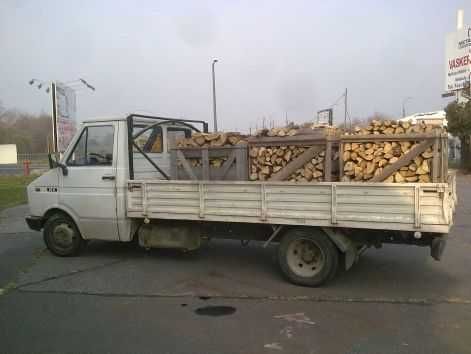 Продаем дрова,дуб колотые и кругляк,чурки метровки Вишневое