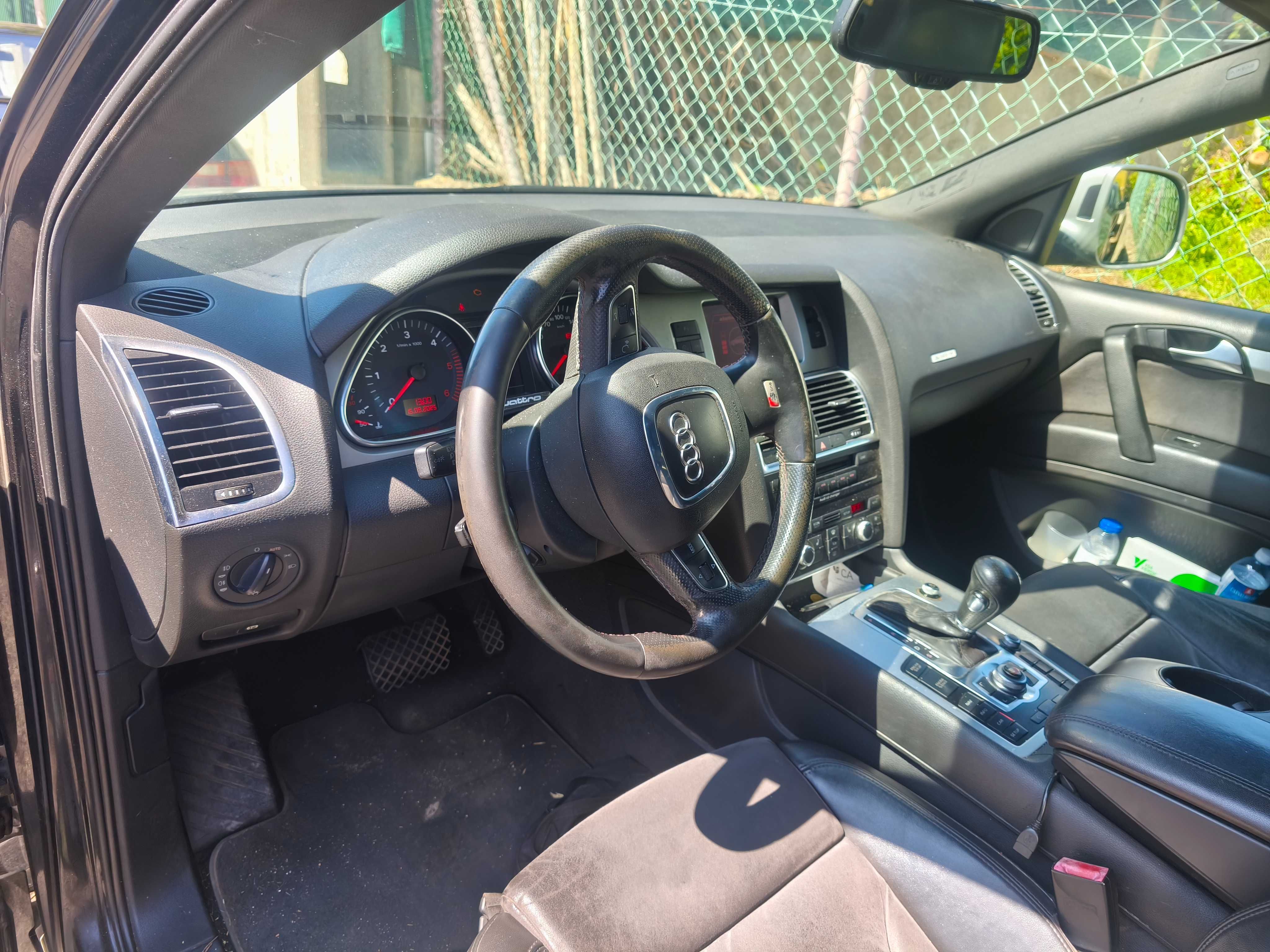 AudiQ7. "Negócio por autocaravana"