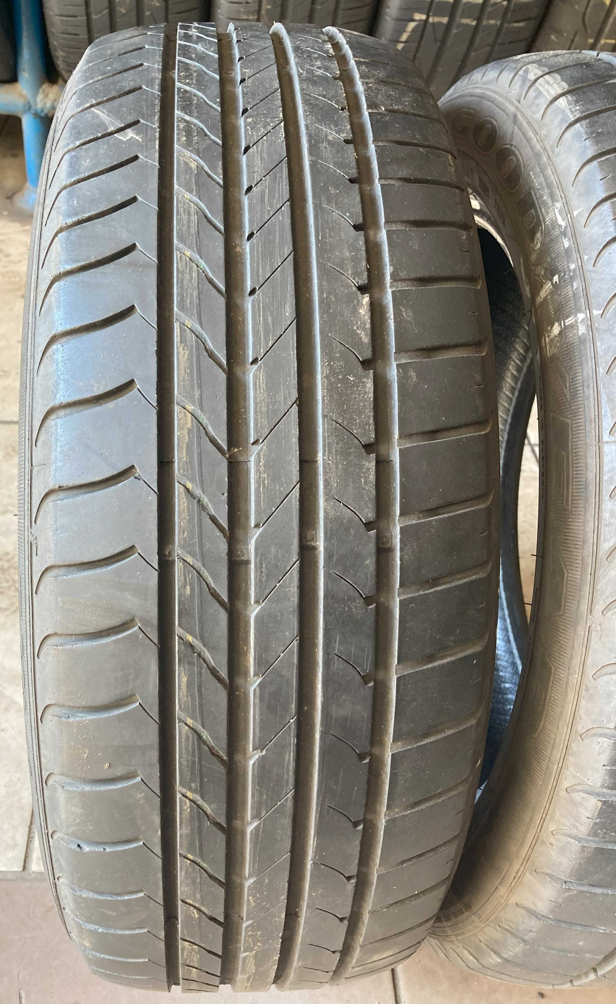 Good Year Efficient Grip  195/55 R 16