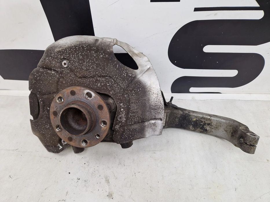 Lewa zwrotnica przód przednia Alfa Romeo Giulia 2.2 RWD