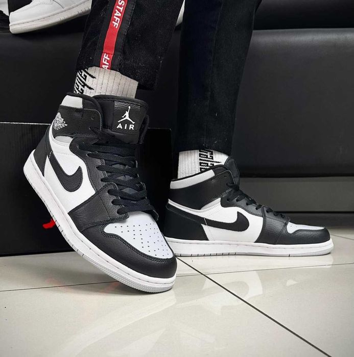 Кроссовки Мужские Найк Air Jordan черно бело серые Nike кожаные