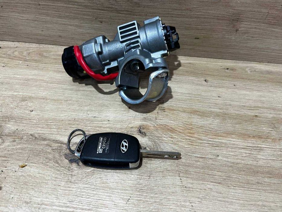 Замок зажигання зажигания запалювання Hyundai ix35 Tucson іх35 Туксон