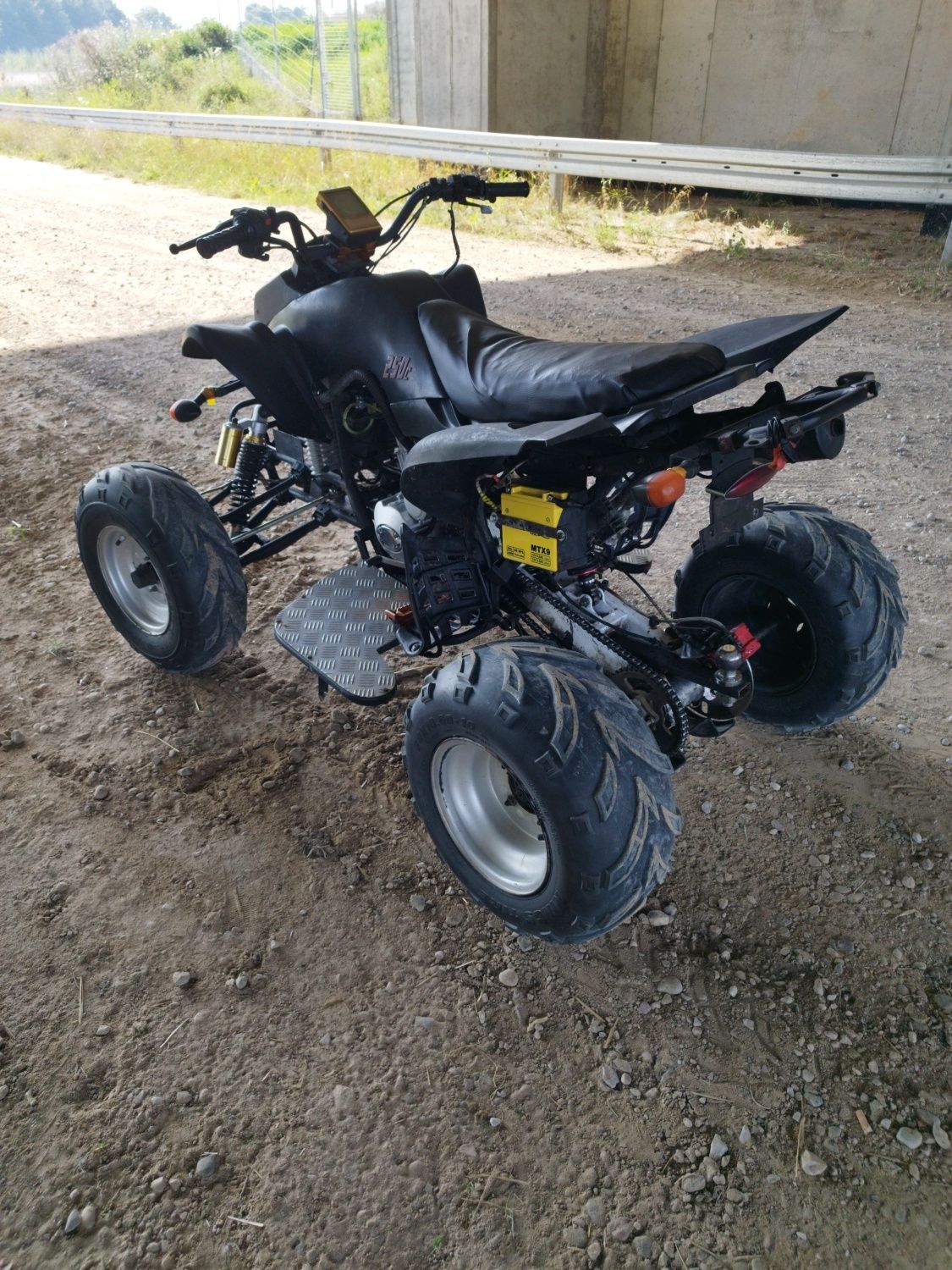 Quad  Bashan 250