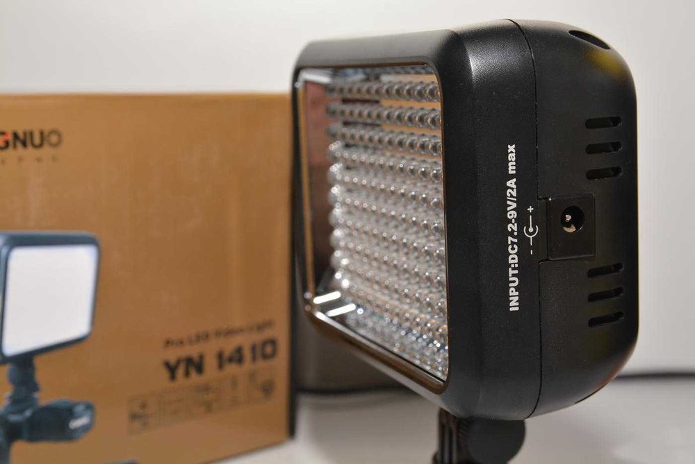 Накамерный свет LED - осветитель, видео-свет YONGNOU YN 1410