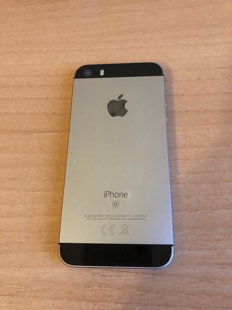 iPhone SE 2016