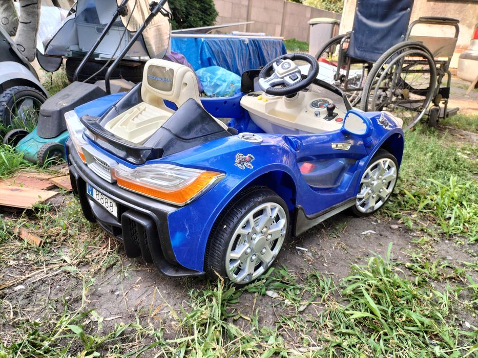Samochód dla dziecka (akumulatory)