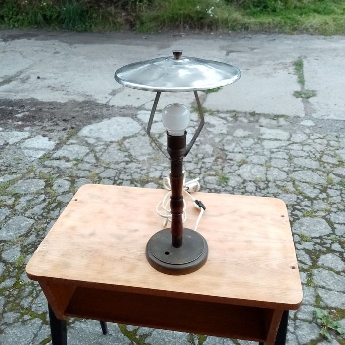 Antyk piękna i ciekawa lampa