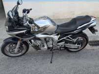 Yamaha FZS 600 RJ07 negociável