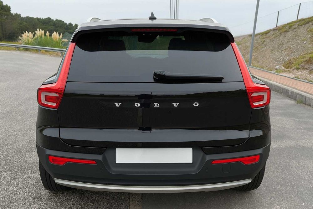 Volvo XC40 T3 Geartronic 1.5 163 cv  2021