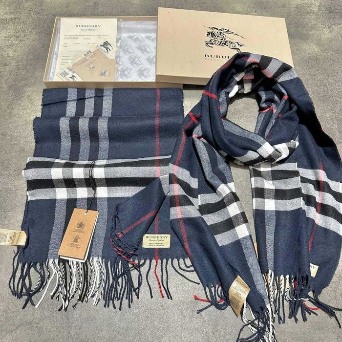 Шарф Burberry Клетка 13 расветок шарф барберри бежевый + УПАКОВКА