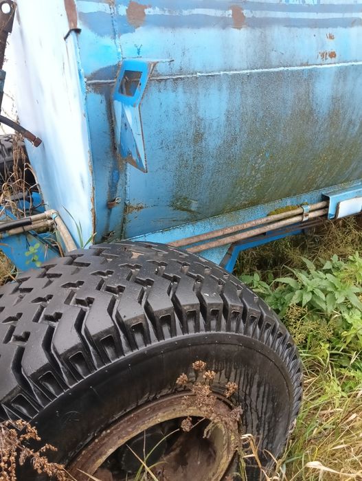 Апарат для внесення аміачної води АВА 8