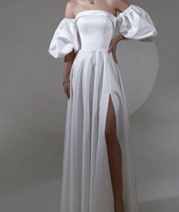 Весільна сукня (після хімчистки)