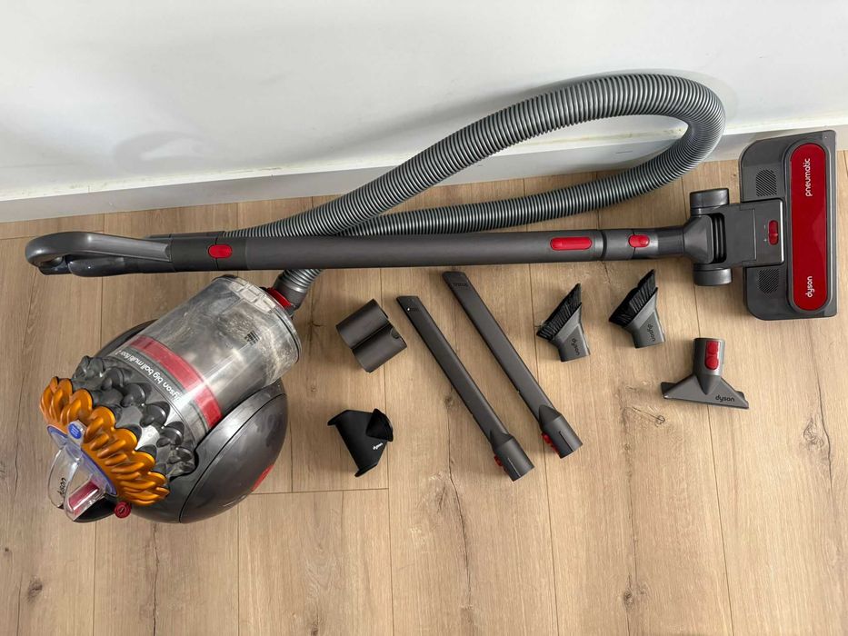 Aspirador Dyson Big Ball Multi Floor2 em bom estado de utilização.