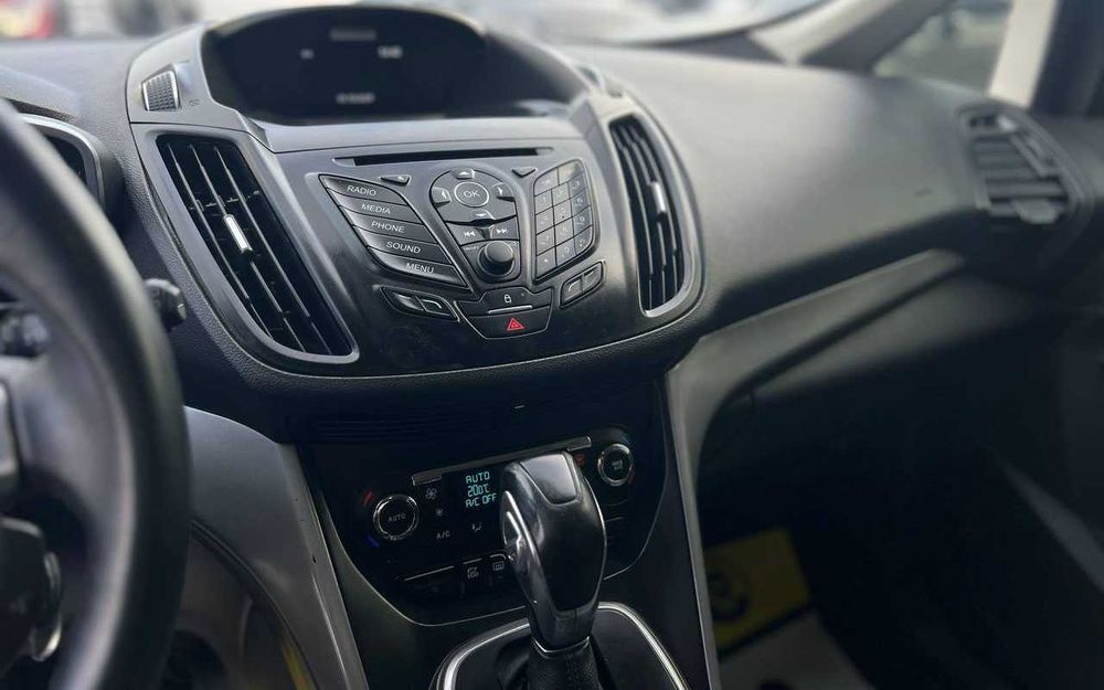 Ford C-Max 2016 року