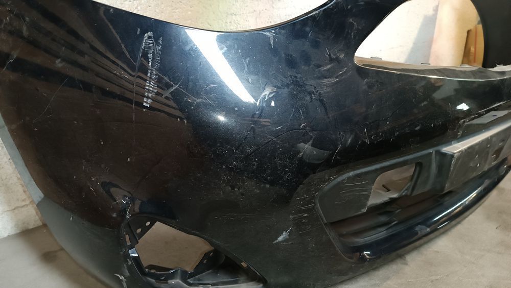 Vendo parachoque de frente Nissan micra K13 ano 2008/14