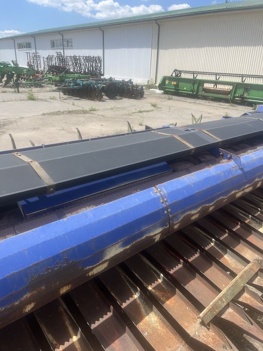 Соняшникова жатка ЖСН - 7,4