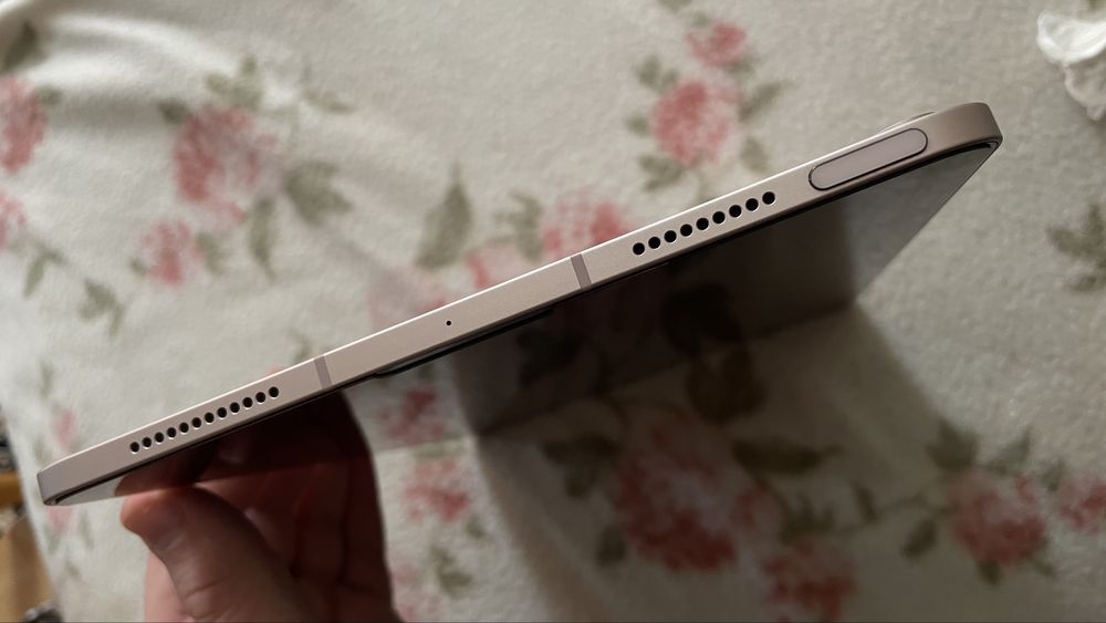 Ipad air 5 (M1, 64 gb, pink, wi-fi + cellular) + baseus stylus