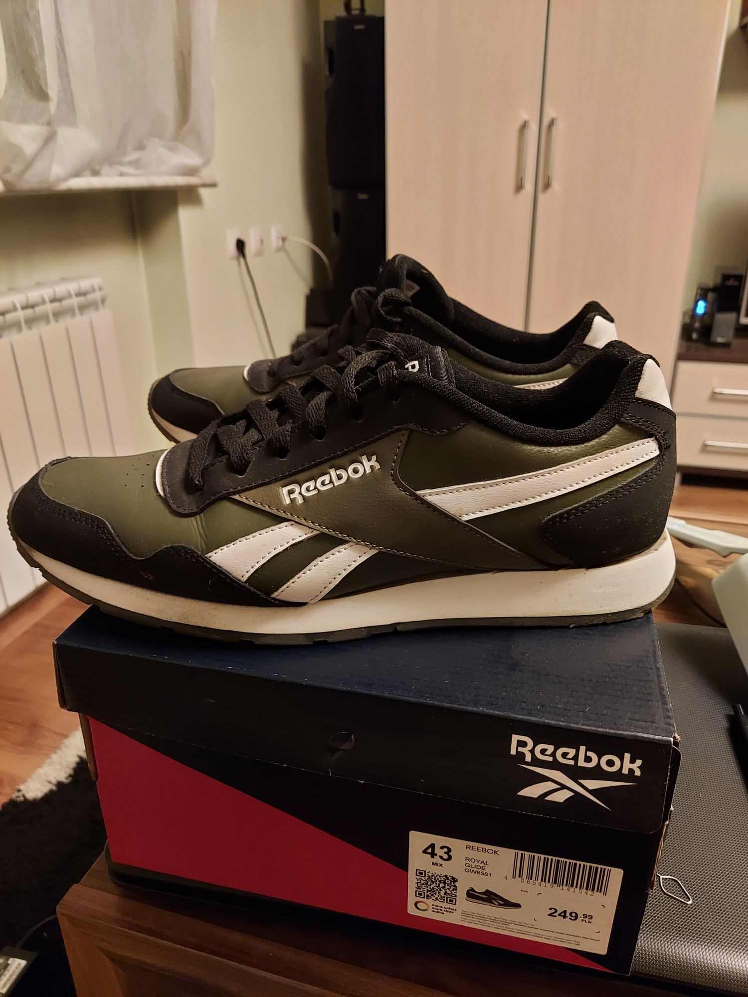 Reebok jak nowe 43