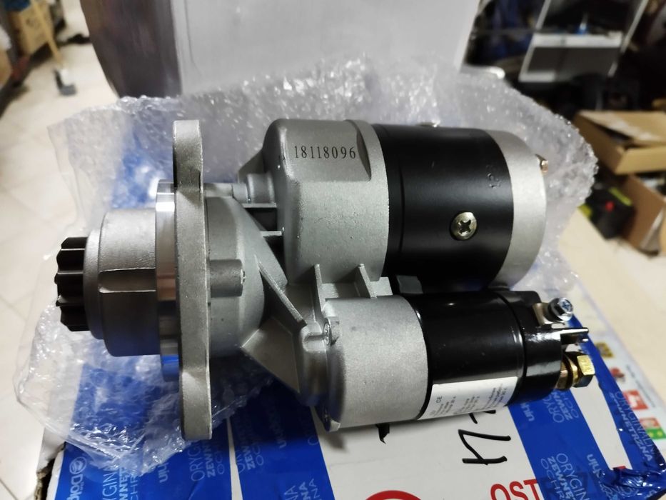 ## Rozrusznik z reduktorem## Ursus C-330 / C-360 ## Zetor ## Nowy##