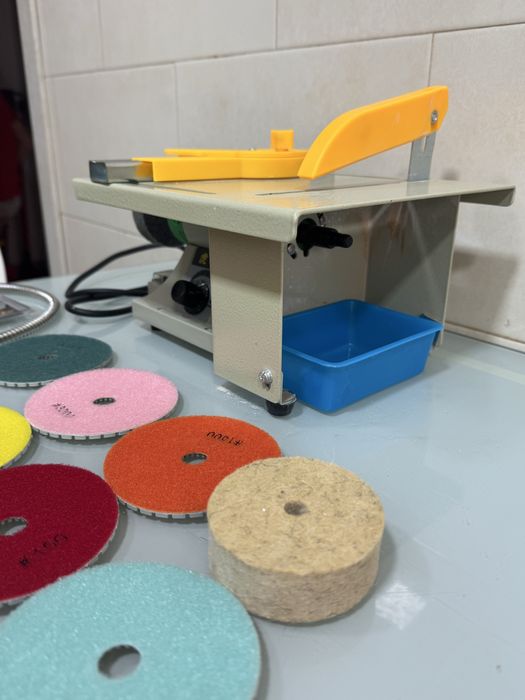 Mini serra de mesa multifuncional