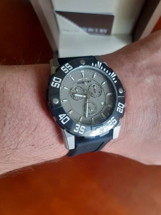 Szwajcarski zegarek męski chronograf, stal nierdzewna, szafirowe szkło