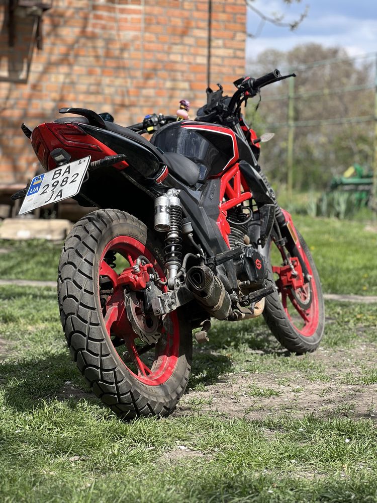 Musstang xtreet 250