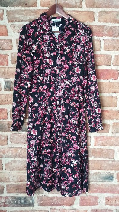 Sukienka midi. Wiskoza. Nowa z metką. Reserved