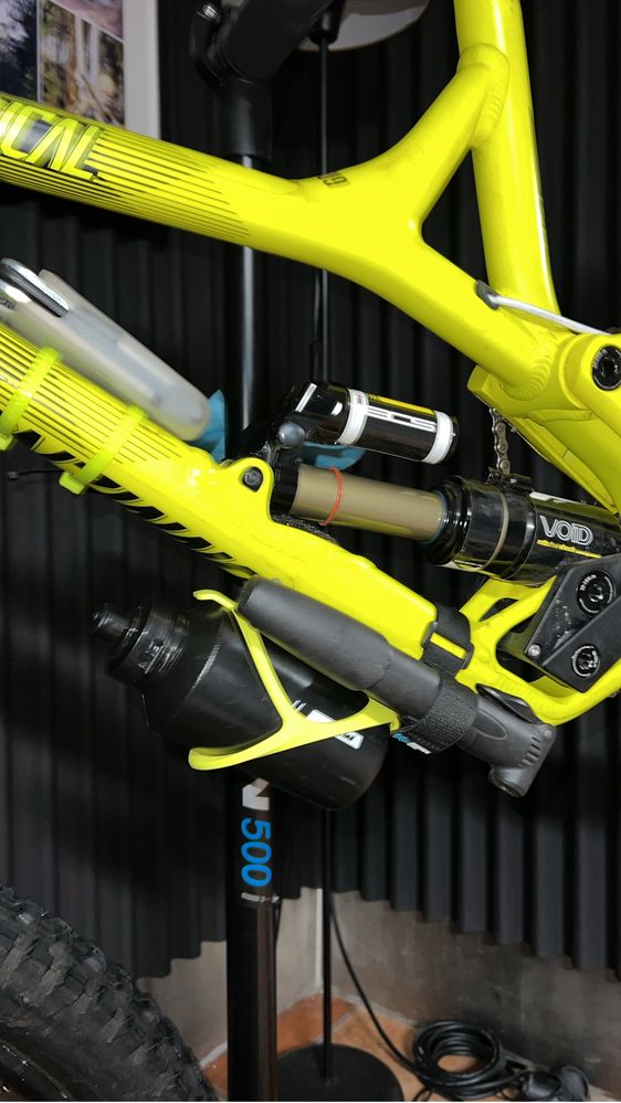 Commencal supreme V4