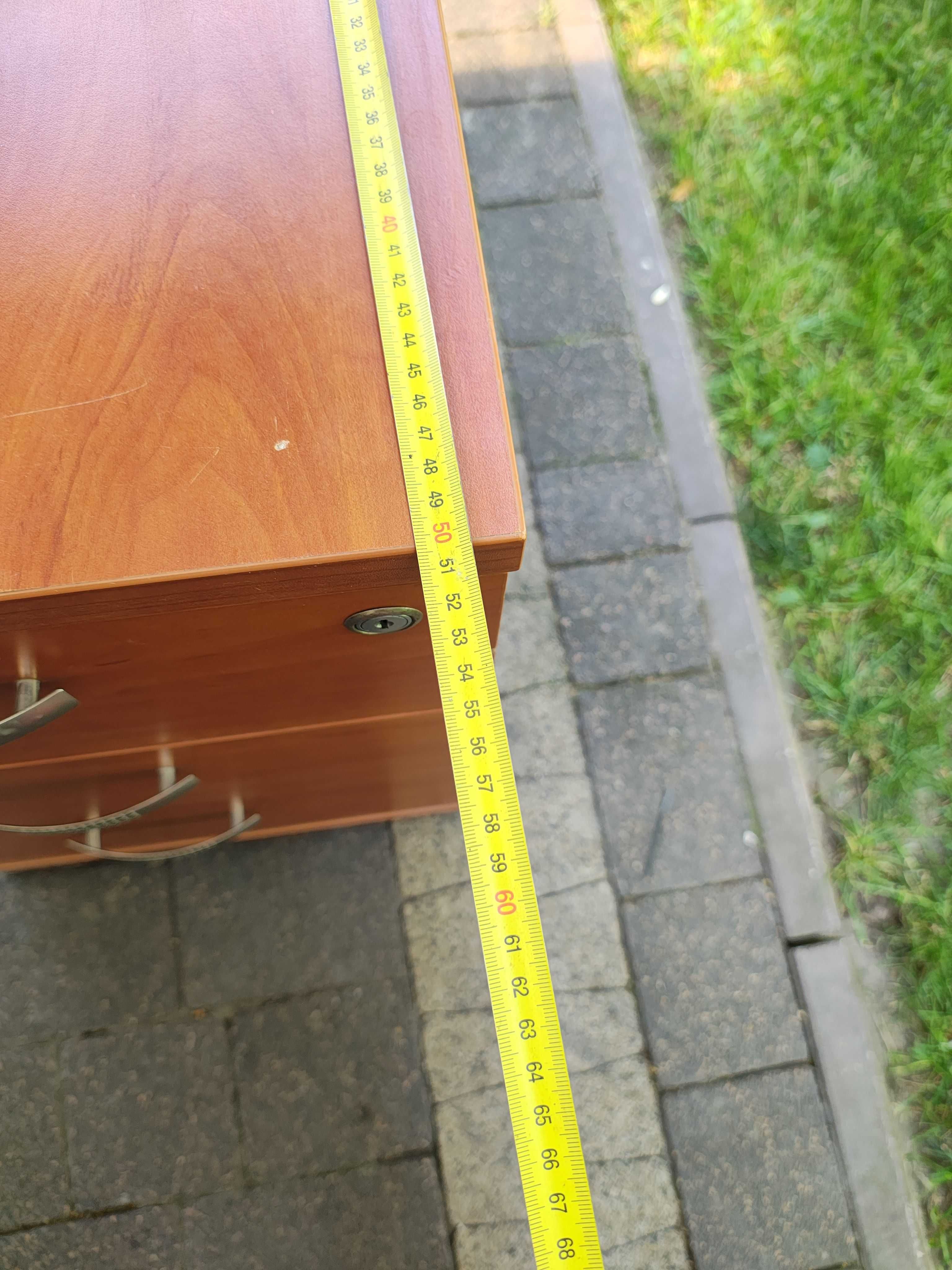 kontener pod biurko