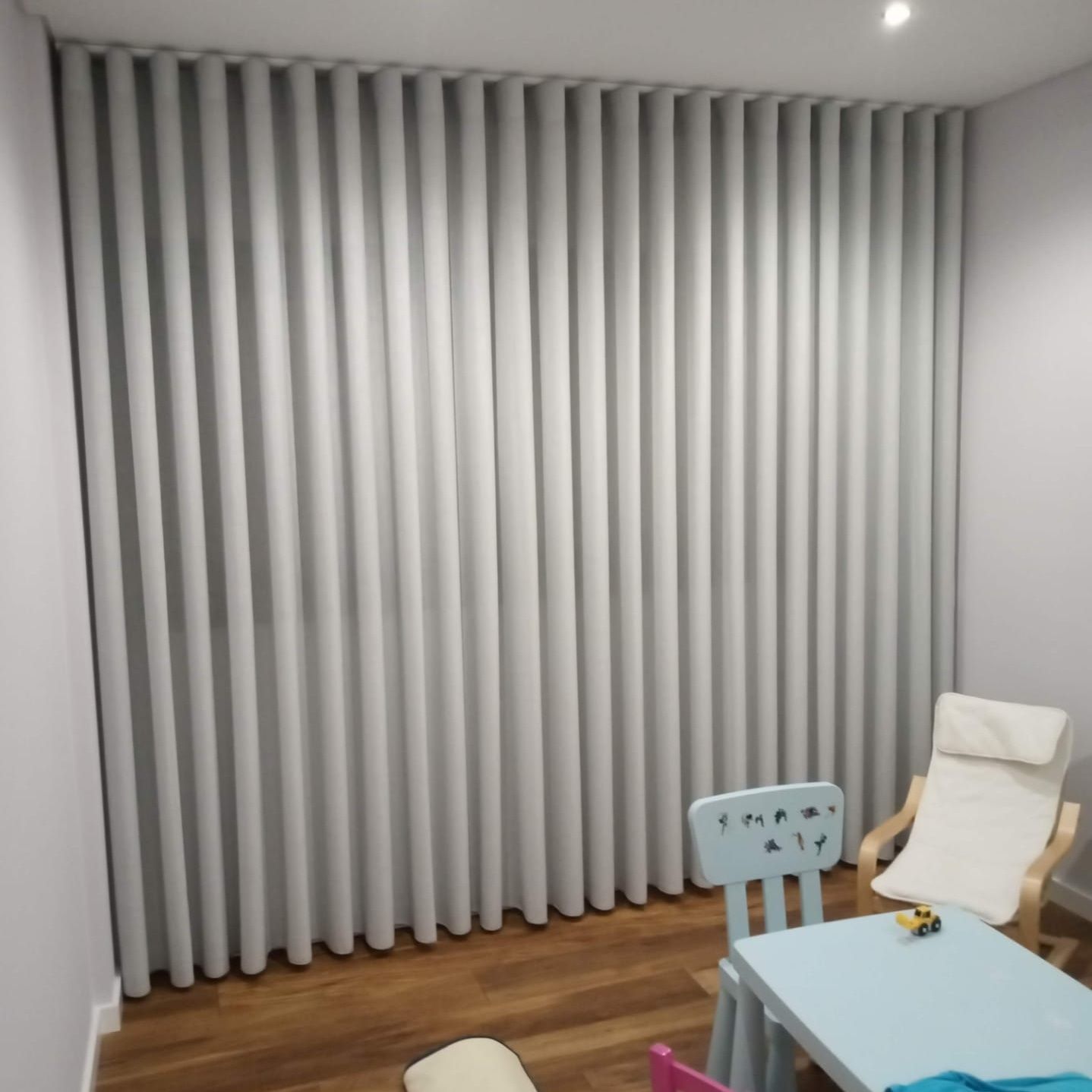 Cortinas por medida com calha