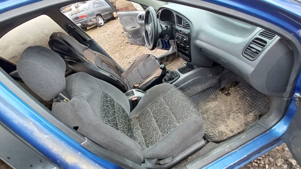 Продам Део Ланос на болты