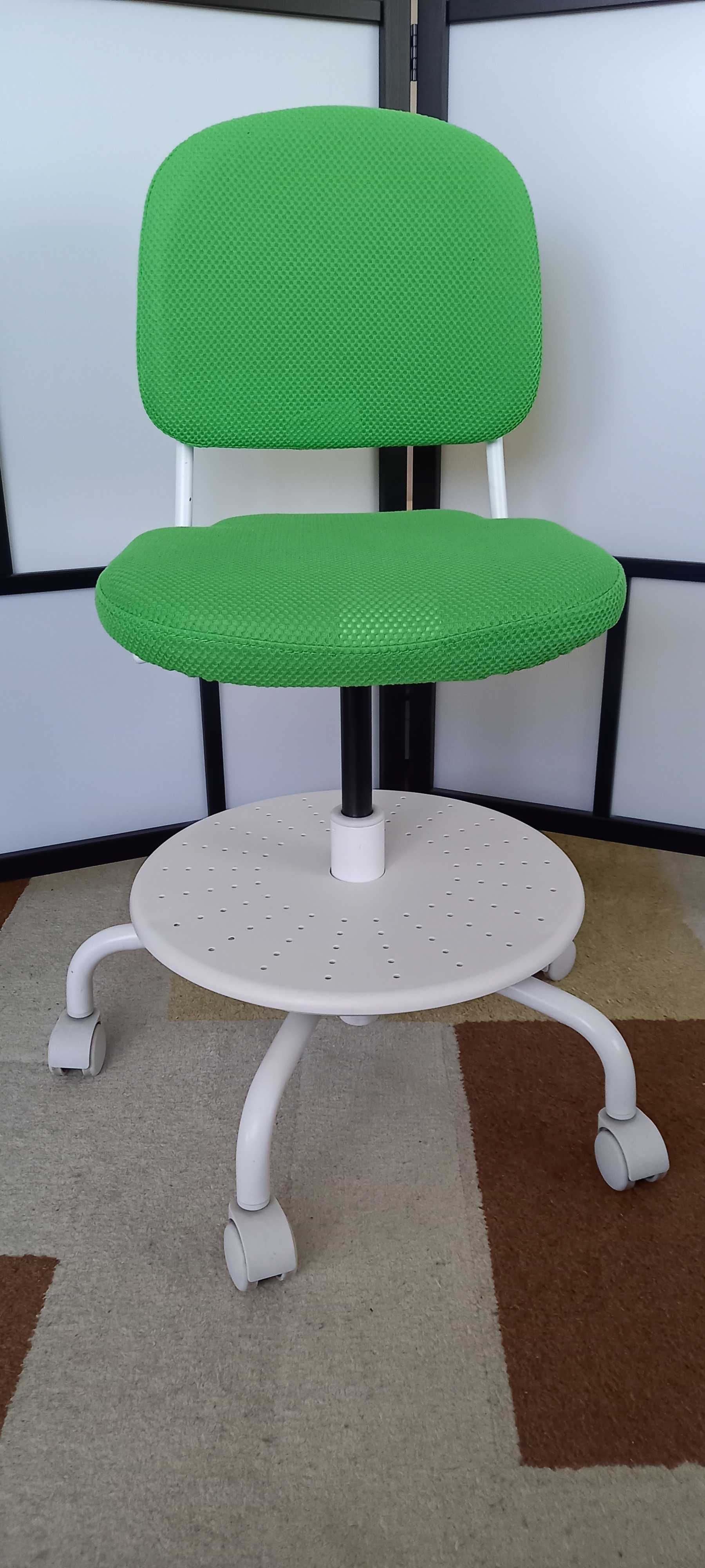 Ikea Vimund Dziecięce krzesło biurowe obrotowe zielone