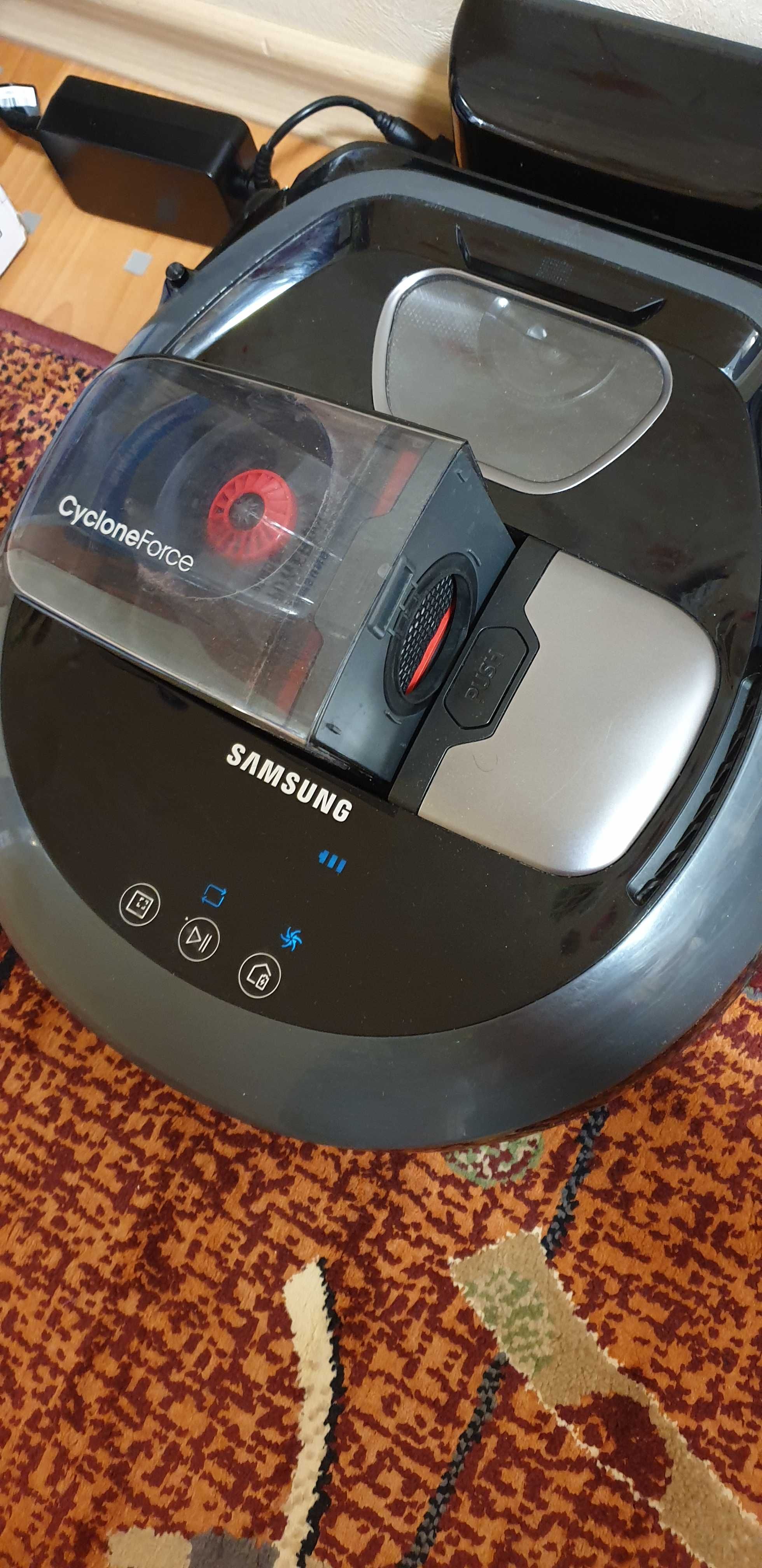Робот пылесос Samsung Powerbot R7040 Wi-Fi