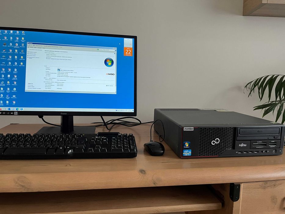 ZESTAW KOMPUTEROWY Fujitsu, Windows 7 Home Premium,