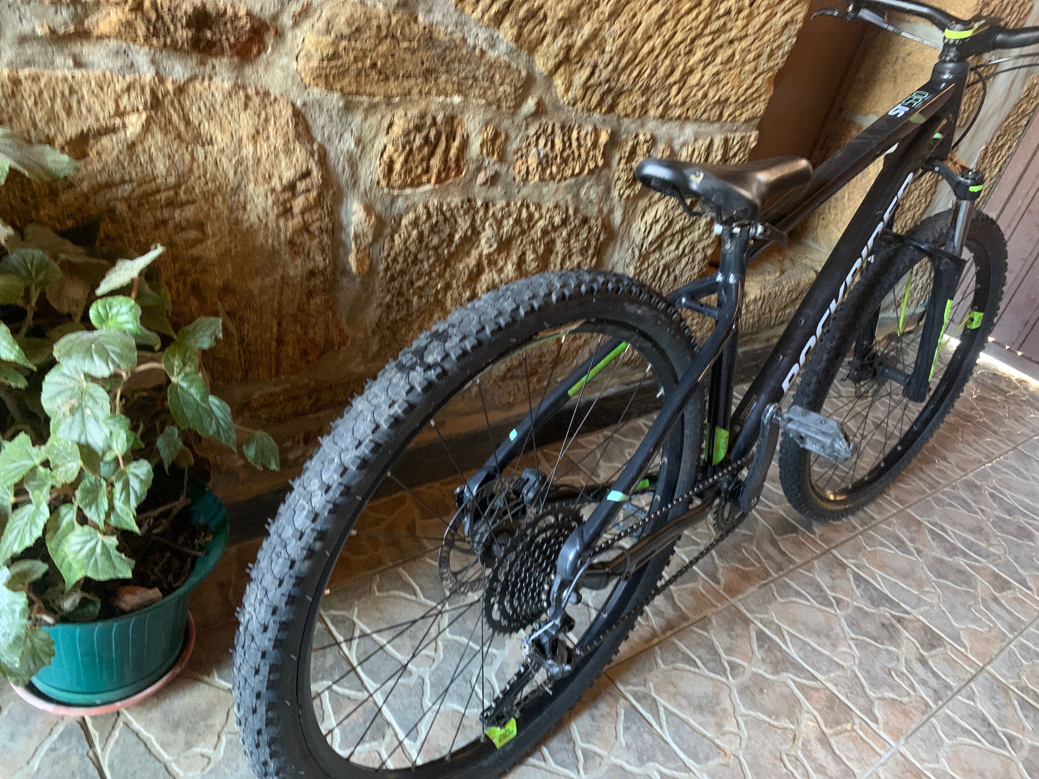 Bicicleta roda 27.5 Tamanho M , rock rider peso 14 kilos