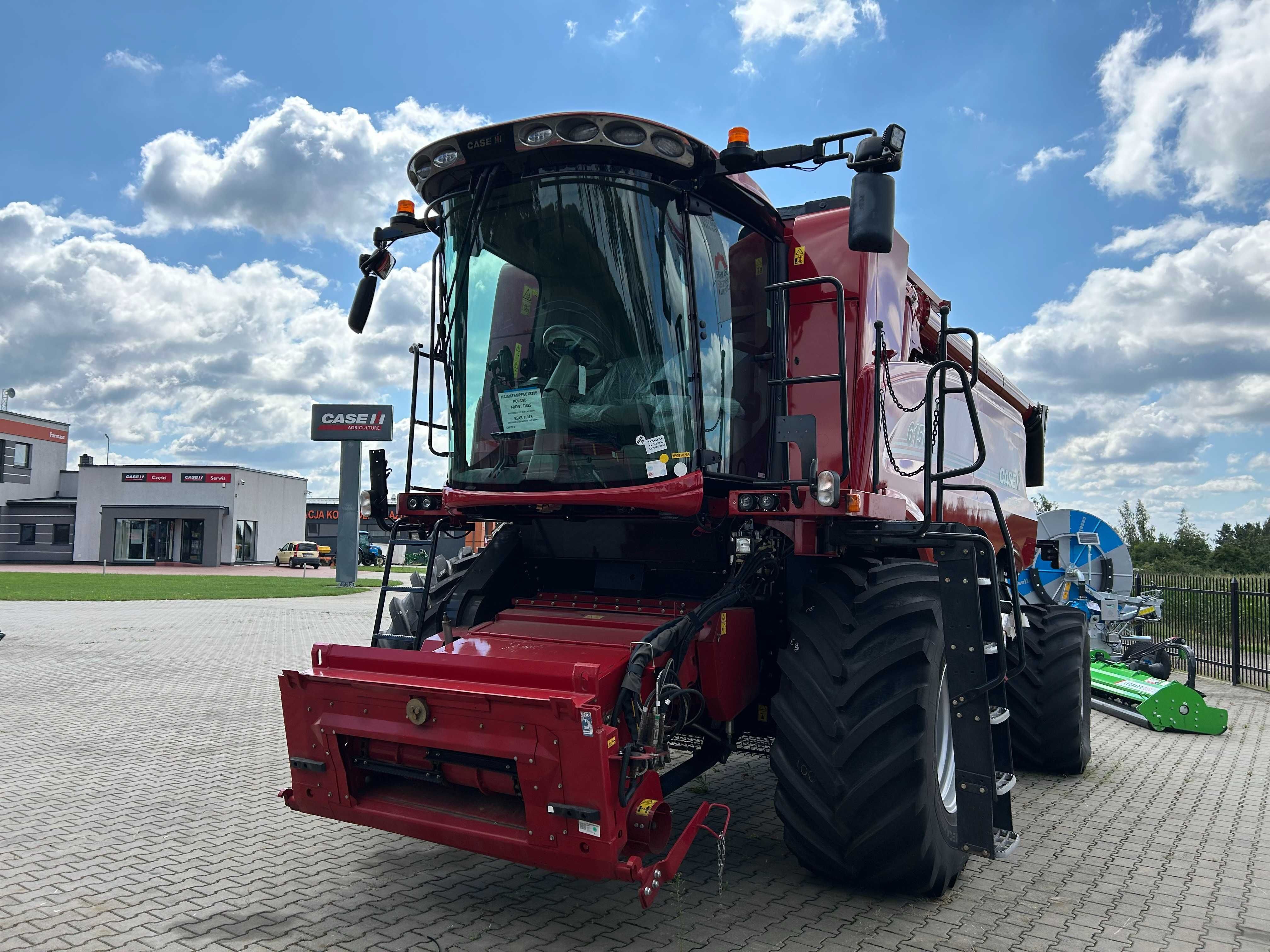 Kombajn CASE IH model Axial Flow 6150 OD RĘKI