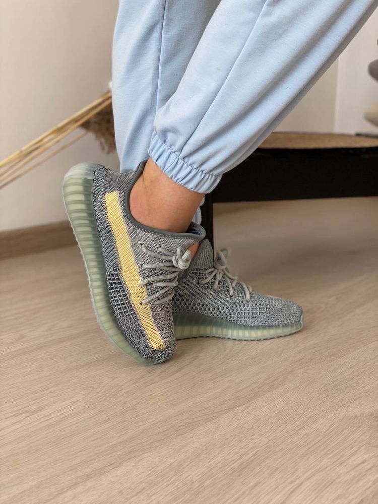 Кросівки Adidas Yeezy Boost 350 Ash Blue (36-38)