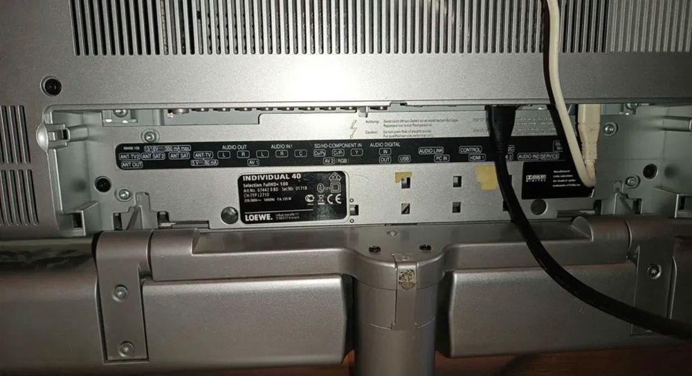 Телевізор Loewe німецький