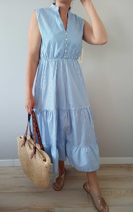 Nowa stylowa letnia sukienka rękawów w paski błękitna midi